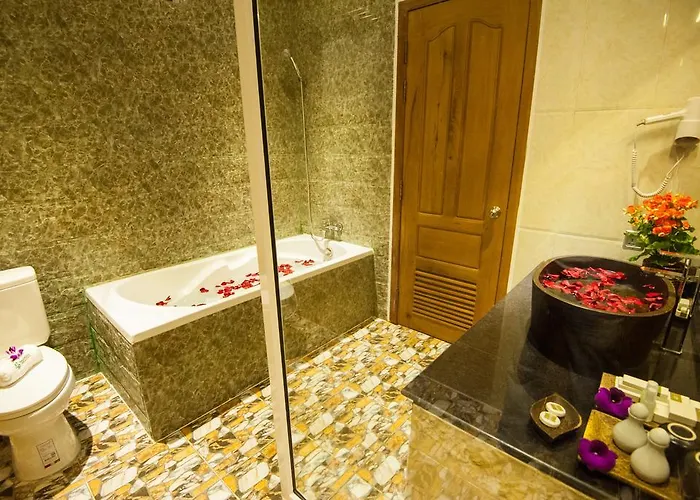 Bamboo Forest Boutique 4*
